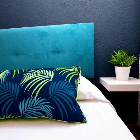 Pineda Iii Gold Apartment